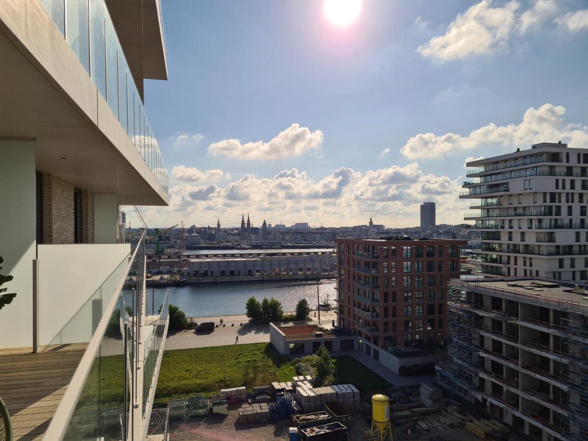 Central Park Tower Sea View Residence With Pool And Gym Остенде Екстериор снимка
