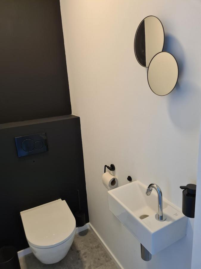 Central Park Tower Sea View Residence With Pool And Gym Остенде Екстериор снимка
